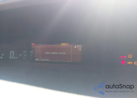 2010 Toyota Prius Iii z USA, uszkodzony, nr VIN JTDKN3DU6A5118079